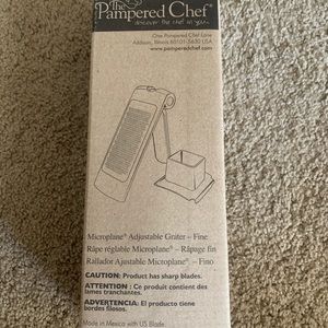 Pampered Chef fine grater NEW